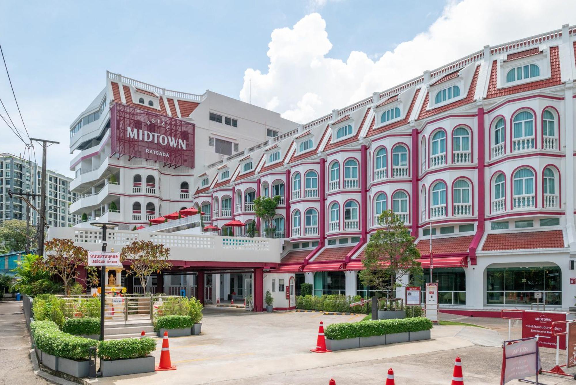 Hotel Midtown Ratsada Phuket Exterior photo